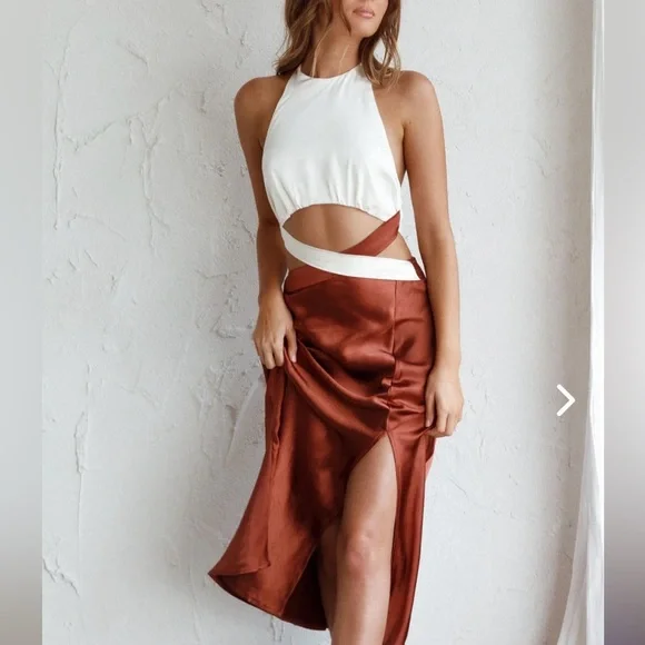 Selfie Leslie | Dresses | Selfie Leslie Social Butterfly Cutout Waist Midi Dress White Brown New With Tag | Poshmark Selfie Leslie | Dresses | Selfie Leslie Social Butterfly Cutout Waist Midi Dress White Brown New With Tag | Poshmark